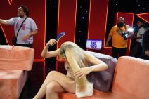 Radu Manojlović napao radnik obezbeđenja u klubu u kojem je pevala