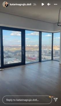 Katarina Grujić u kupaćem