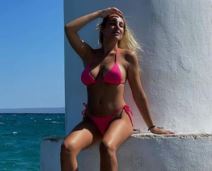 Luna Đogani se skinula u bikini