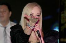 Doktor rekao Jeleni Rozgi da smanji nos, poveča usne i operiše uši