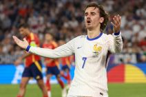 ONA DVA SLEPCA KAO DA NISU IGRALA FUDBAL! Rade Bogdanović žestoko po Francuzima: Mbape uzima lovu ovcama! 