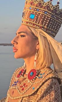 Jovana Jeremić  (2) copy.jpg