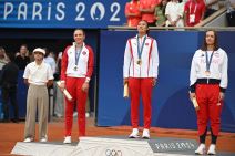 Dona Vekić - Kvinven Ženg (2).jpg