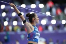 ADRIANA VILAGOS (4).JPG