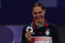 Aleksandra Perišić dodela medalja-3.jpg