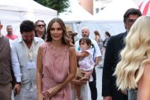 Nina Seničar prvi put u javnosti nakon porođaja na Sarajevo Film festivalu