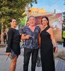 Sloboda Mićalović otkrila da joj je Manda umro na rukama