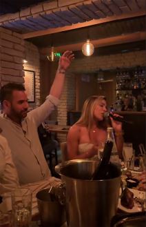 Kako se Sandra Afrika ponaša prema komšijama kada niko ne gleda?