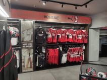 Fan shop Intera i Milana (4).jpg