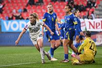 fudbalerke zenske reprezentacije Srbije protiv Bosne i Hercegovine (2).jpg