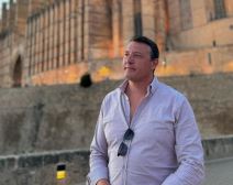 Brat Ivana Bosiljčića ima zamak i destileriju