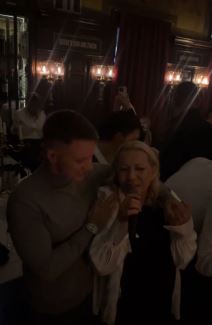 Relja Popović i Nikolija na nastupu Vesne Zmijanac