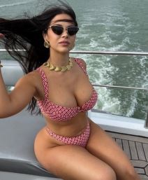 Pol Džordž hteo da otera Danijelu Rajić, sada se ne odvaja od nje