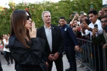 Raskinuli Monika Beluči i Tim Barton