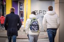 Ljudi pesaci jesen zima (3).jpg