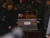 Majka ljubi kovceg (4).jpg