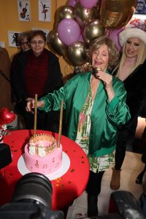 Lepa Lukić Rođendan  (3).JPG