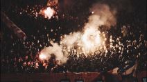 Tuča navjiača Zvezde i PSV Ajndhovena.jpg