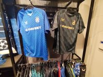 Dinamo Zagreb šop (5).jpg