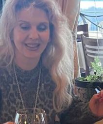 Ivana Mihić (3).png