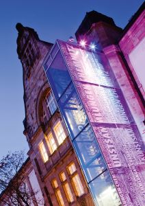 Chemnitz_Kunstsammlungen_am_Theaterplatz copy.jpg