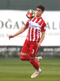 Strahinja Stojković prva utakmica za Zvezdu