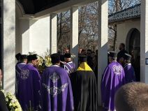 Osam svestenika (2).jpg