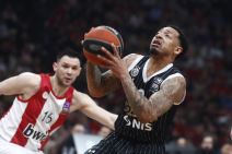 OLIMPIJAKOS - PARTIZAN (1).JPG