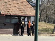 Porodica Saše Popovića stigla na Bežanijsko groblje