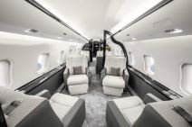 Unutrašnjost Trampovog aviona (2).jpg