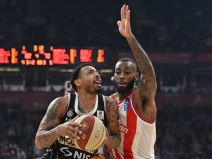 Karlik Džouns i Kodi Miler-Mekintajer