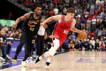 Bogdan Bogdanović protiv Donovana Mičela