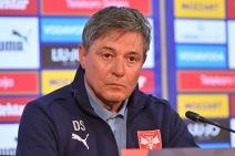 Dragan Stojković Piksi  na konferenciji za medije