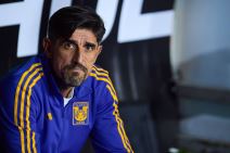 Veljko Paunović kao trener na klupi Tigersa