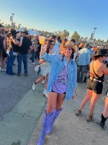 Kejti Turston (3).jpg