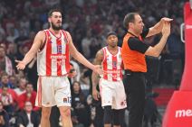 Crvena zvezda Efes (1).JPG