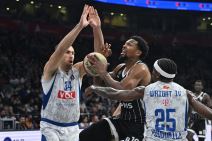 Sterling Braun u prodoru na meču Partizan - Budućnost