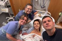 Lena Čolak porođaj