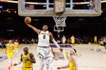 Pejton Votson zakucava protiv Lejkersa