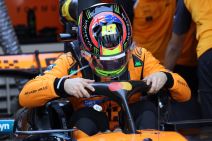 Oskar Pjastri za bolidom Meklarena u Formuli 1