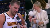 Nikola Jokić i supruga Natalija sa sinom Ignjatom