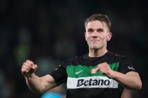 Viktor Đekereš slavi gol u Portugalu