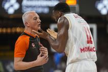 Prazna hala na Barselona - Monako zbog fudbala