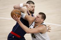 Nikola Jokić i Ivica Zubac