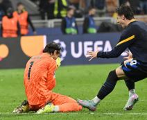 Jan Zomer odbrana na Inter - Barselona