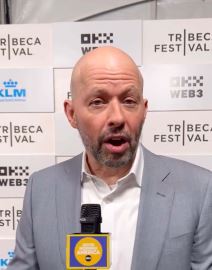 Džon Krajer glumac serija Dva i po muškarca 2.jpg