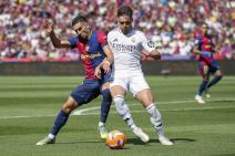 Raul Asensio i Feran Tores u duelu na El Klasiku Barselona Real Madrid