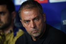 Hansi Flik na klupi Barselone protiv Espanjola