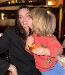 Emili Ratajkovski sin3.jpg