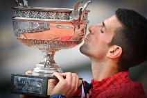 Novak Đoković sa titulom na Rolan Garosu
